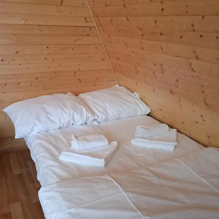 Lodge Chatky Sazava *